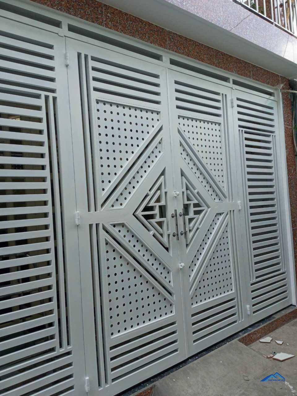 làm cửa sắt tại thủ đức tphcm làm cửa sắt tại thủ đức tphcm