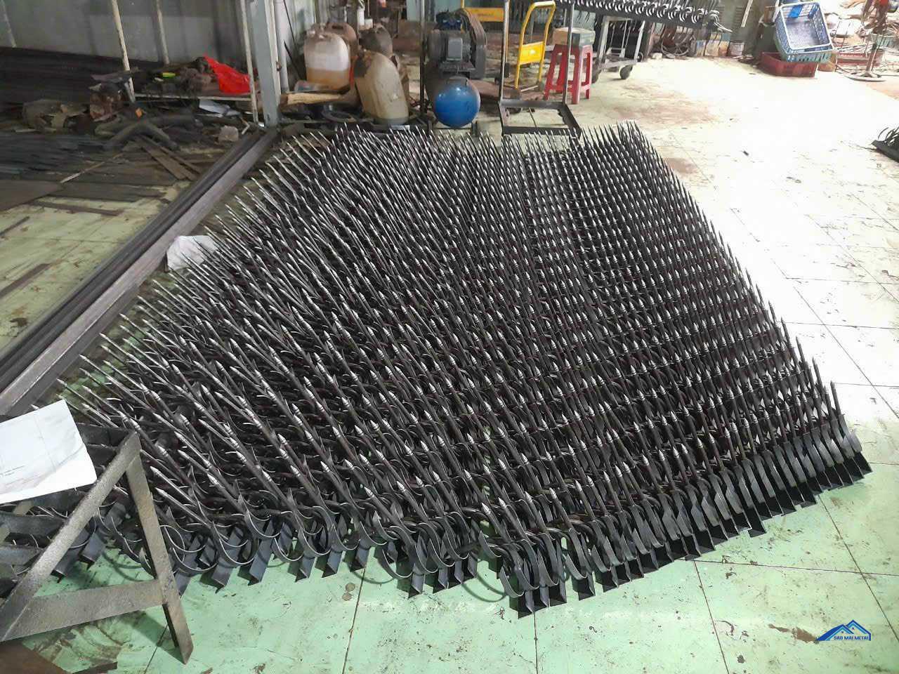 Thi Công Chông Sắt Tường Rào 4