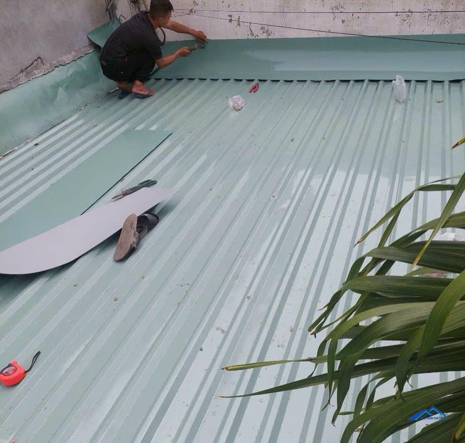 Thợ chống dột mái tôn Thợ chống dột mái tôn