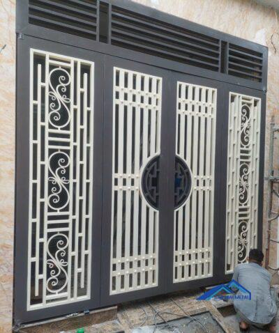 cửa sắt 4 cánh, làm cửa sắt tại dĩ an