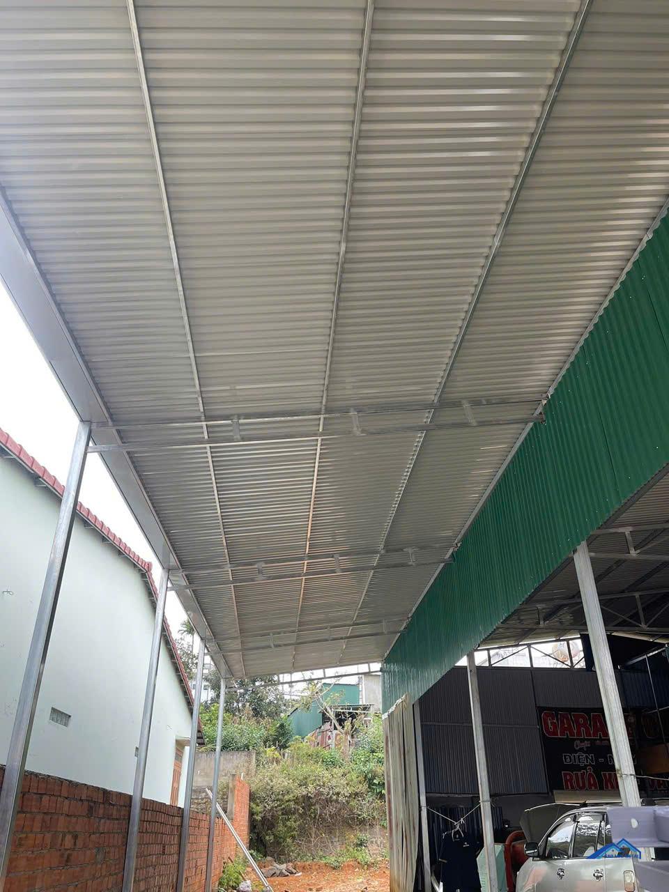 Làm mái tôn đẹp