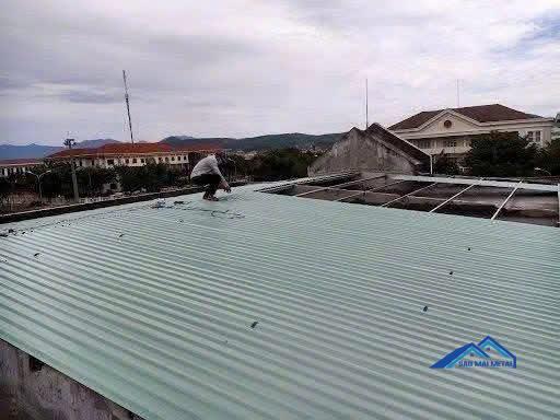 Làm Mái Tôn Tại Quận 12 Làm Mái Tôn Tại Quận 12