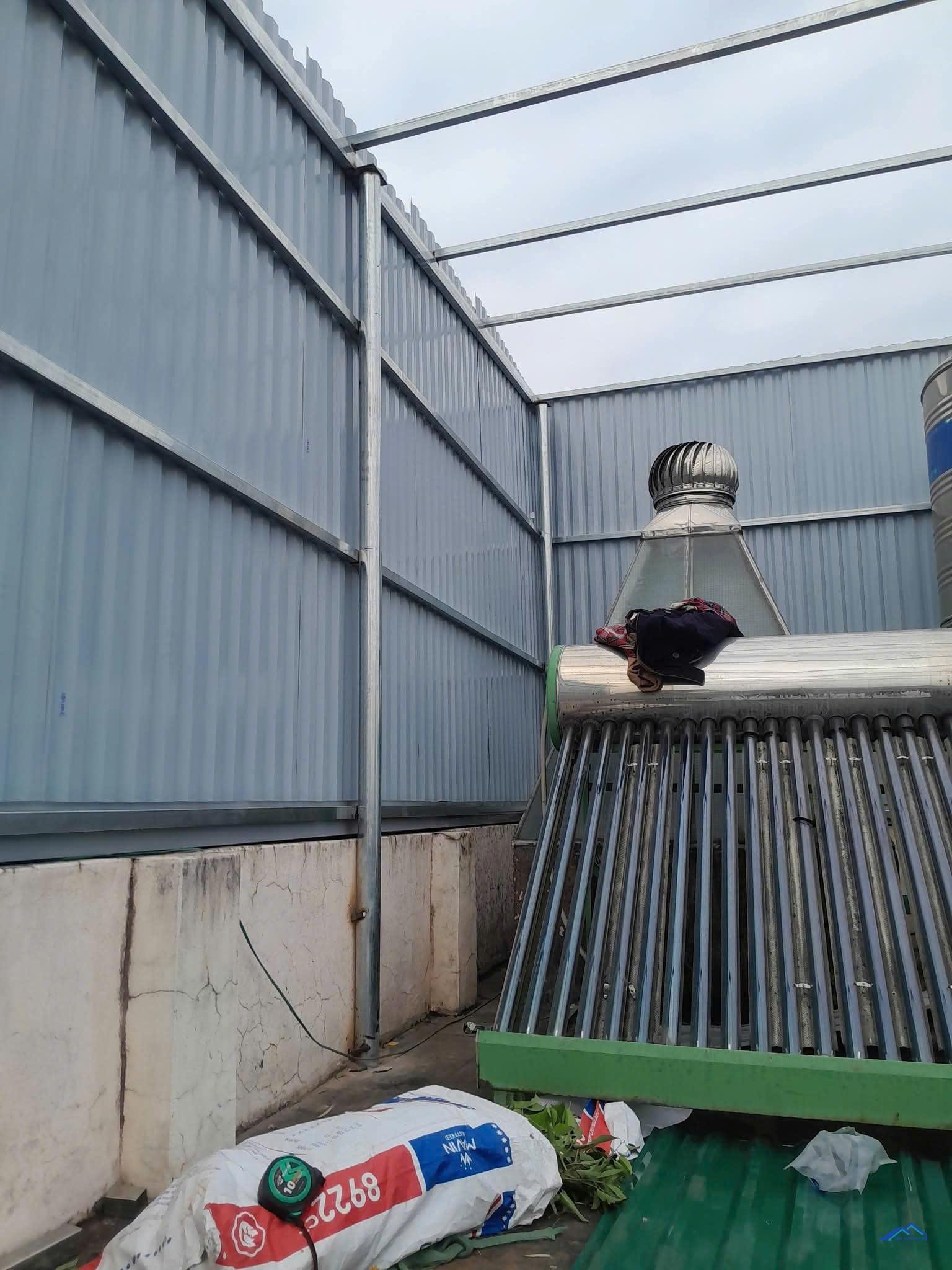 làm mái tôn tại Kiến Tường làm mái tôn tại Kiến Tường