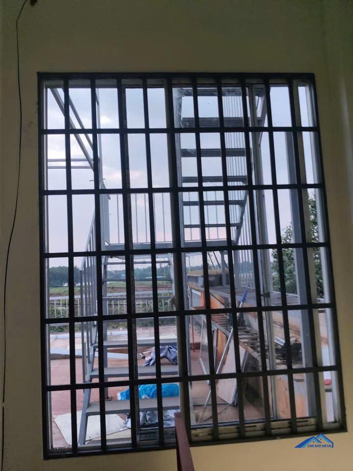 Bảng giá Làm Khung Sắt Bảo Vệ Tại Long An 1