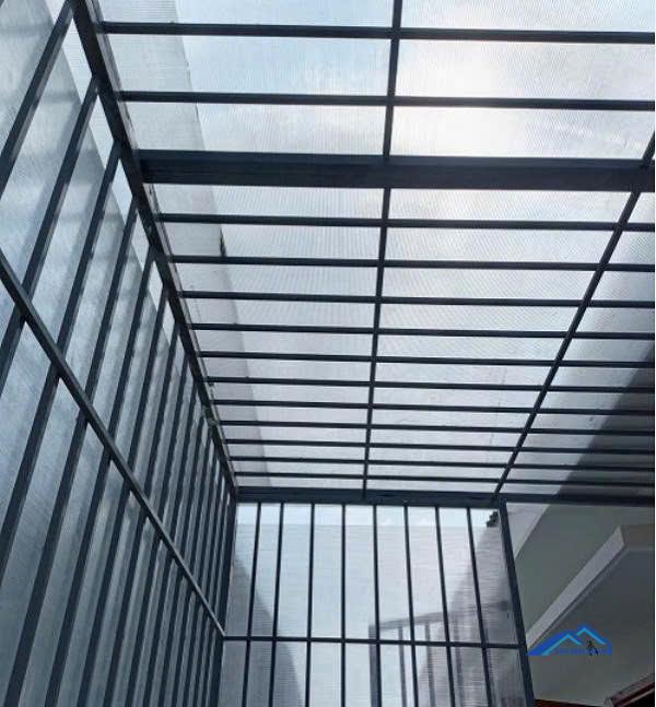 làm khung sắt bảo vệ tại Bến Lức làm khung sắt bảo vệ tại Bến Lức